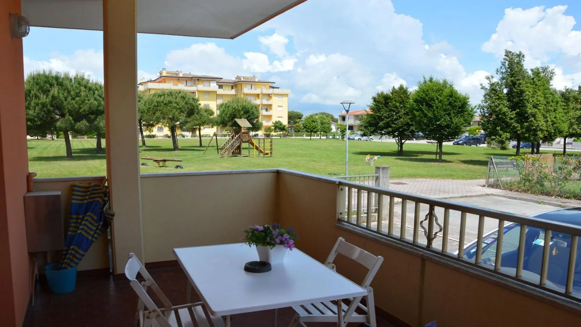 Wonderful Two Bedroom Apartment Close To The Beach Caorle 0*,
